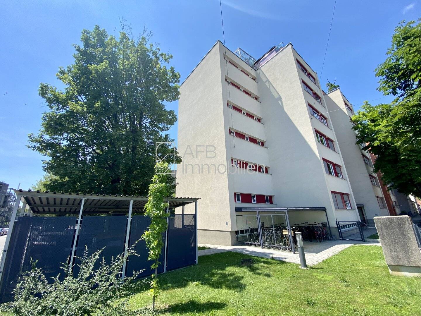 3,5-Zimmer-Wohnung mit Loggia in Graz-St.Peter, Nähe TU-Inffeldgasse