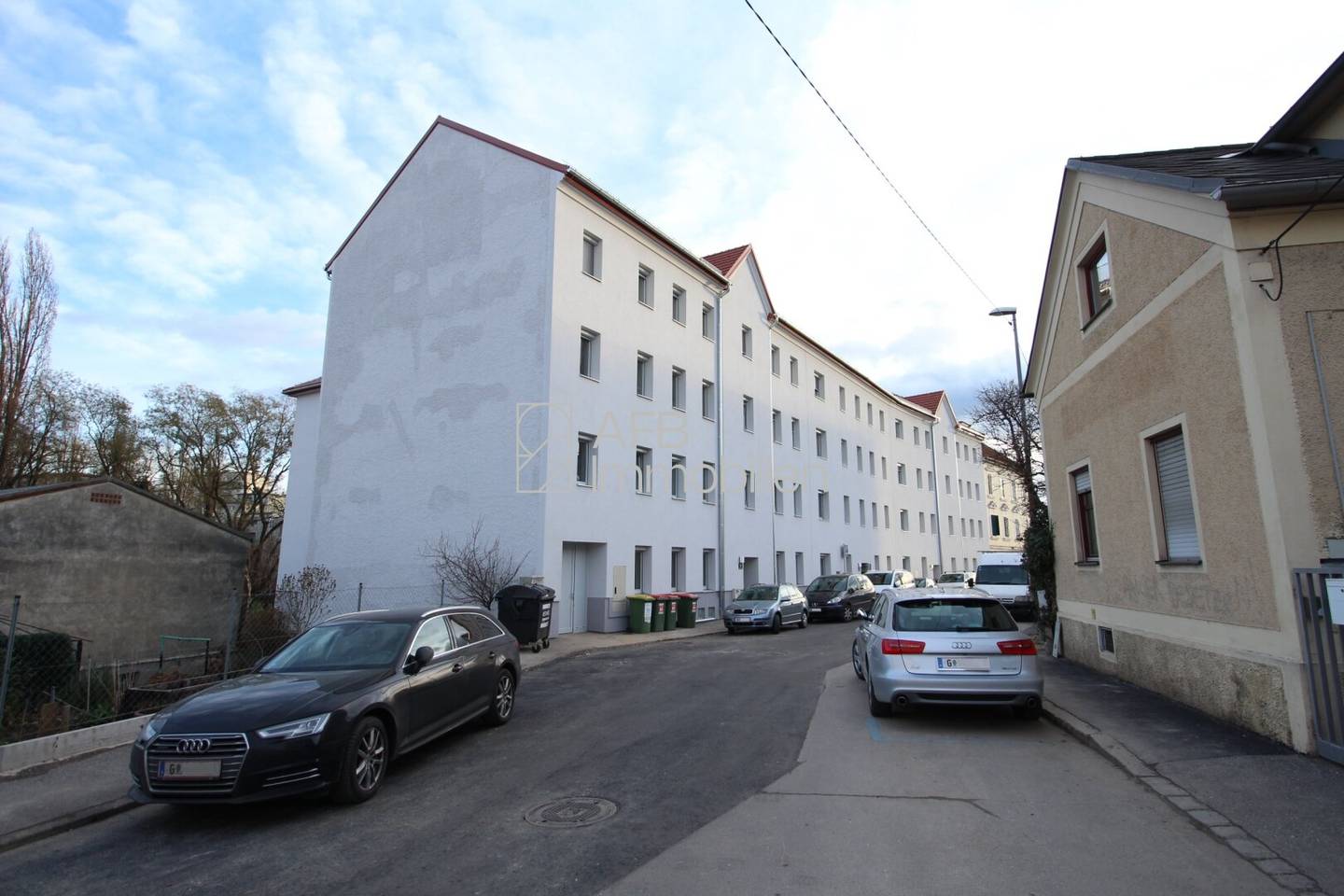 2 months rent-free - 3 room cooperative apartment near main station