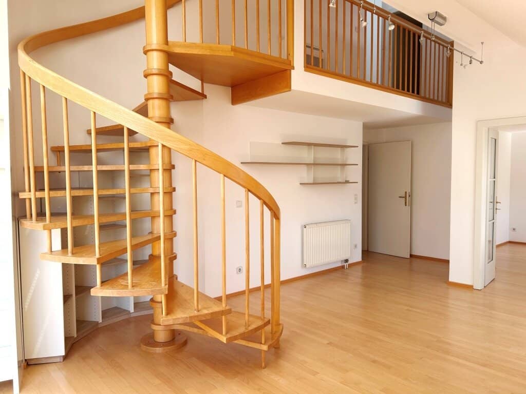 Maisonette-Dachgeschosswohnung mit 83m² Wohnnutzfläche, zwei Terrassen und einem Balkon