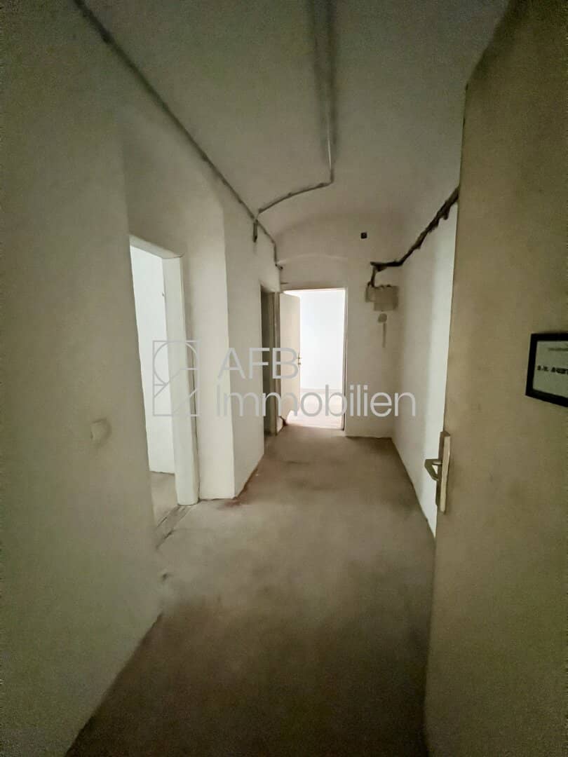Lager bzw. Hobbyraum im Keller zu vermieten