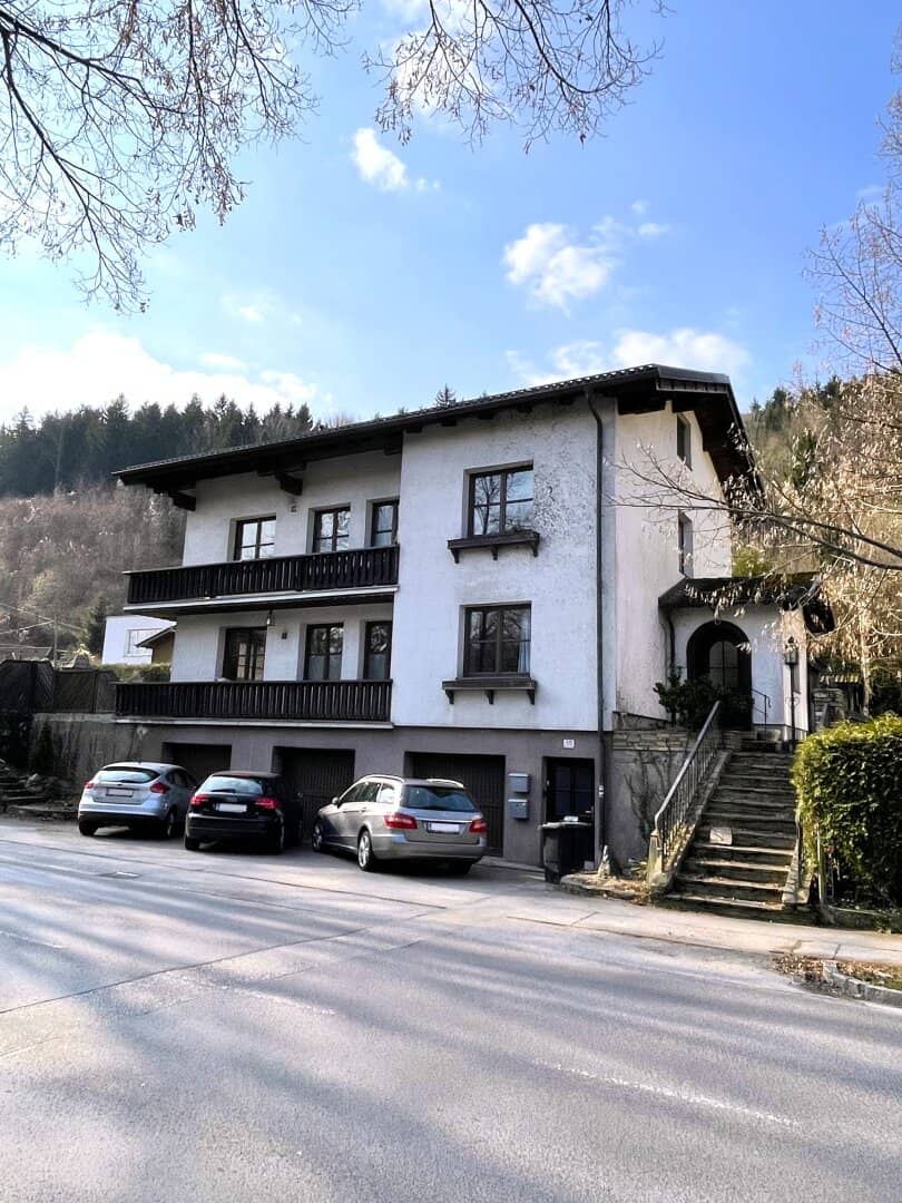 Anlageobjekt mit rund 6% p.a. Rendite und Möglichkeit zur teilweisen Eigennutzung in zentraler Lage!