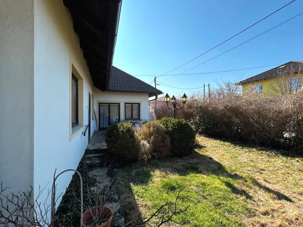 Bungalow in Kapellerfeld, 112,44m² Wohnfläche, 35,60m² Garage