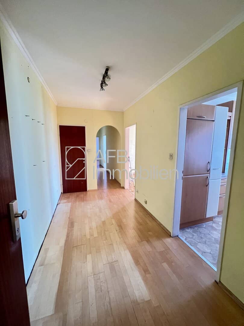 3,5-Zimmer-Wohnung mit Loggia in Graz-St.Peter, Nähe TU-Inffeldgasse