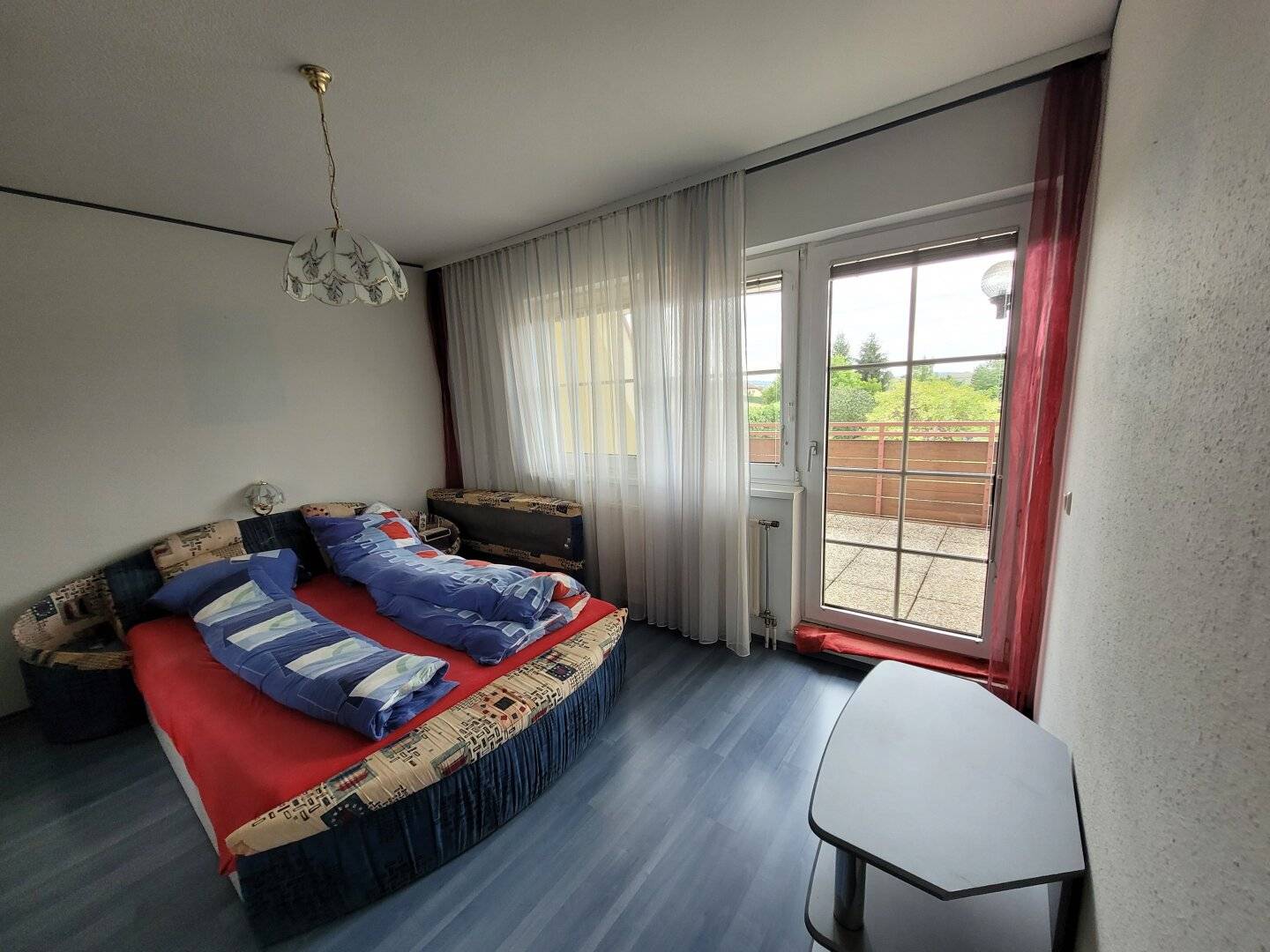 Große Dachgeschosswohnung mit 2 Dachterrassen