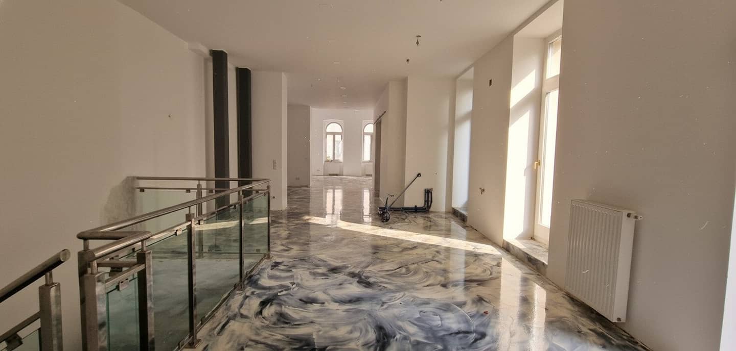 Exklusives Geschäftslokal / Büro / Seminar- oder Fitnessfläche mit Garten in sonniger Grünruhelage in der Gymnasiumstraße