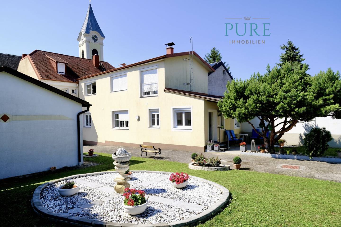IDYLLISCHES LANDHAUS in Wiennähe - weitläufiger Eigengrund & vielfälitges Nutzungspotential!