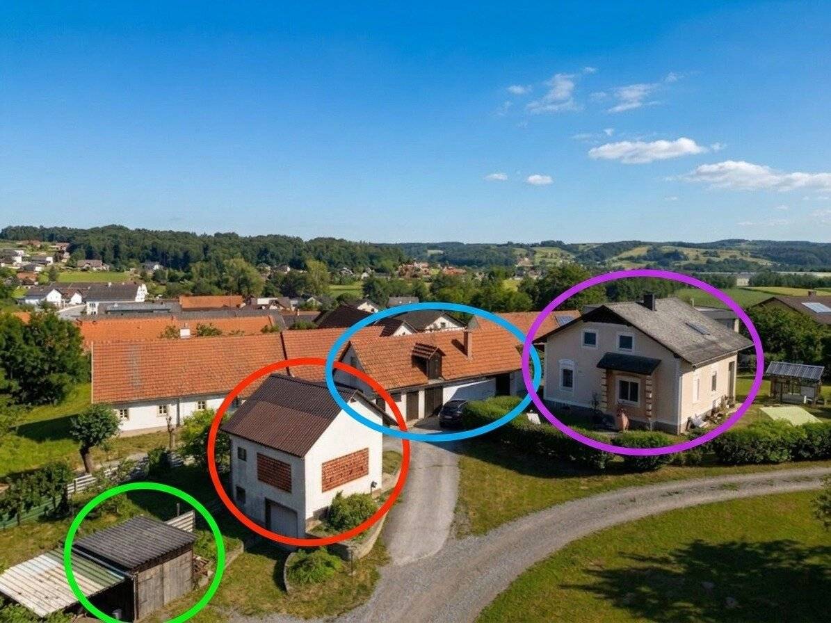 Top-Preis! Historische Liegenschaft mit Schlossblick auf  2.227 m² Baugrund und Nebengebäuden