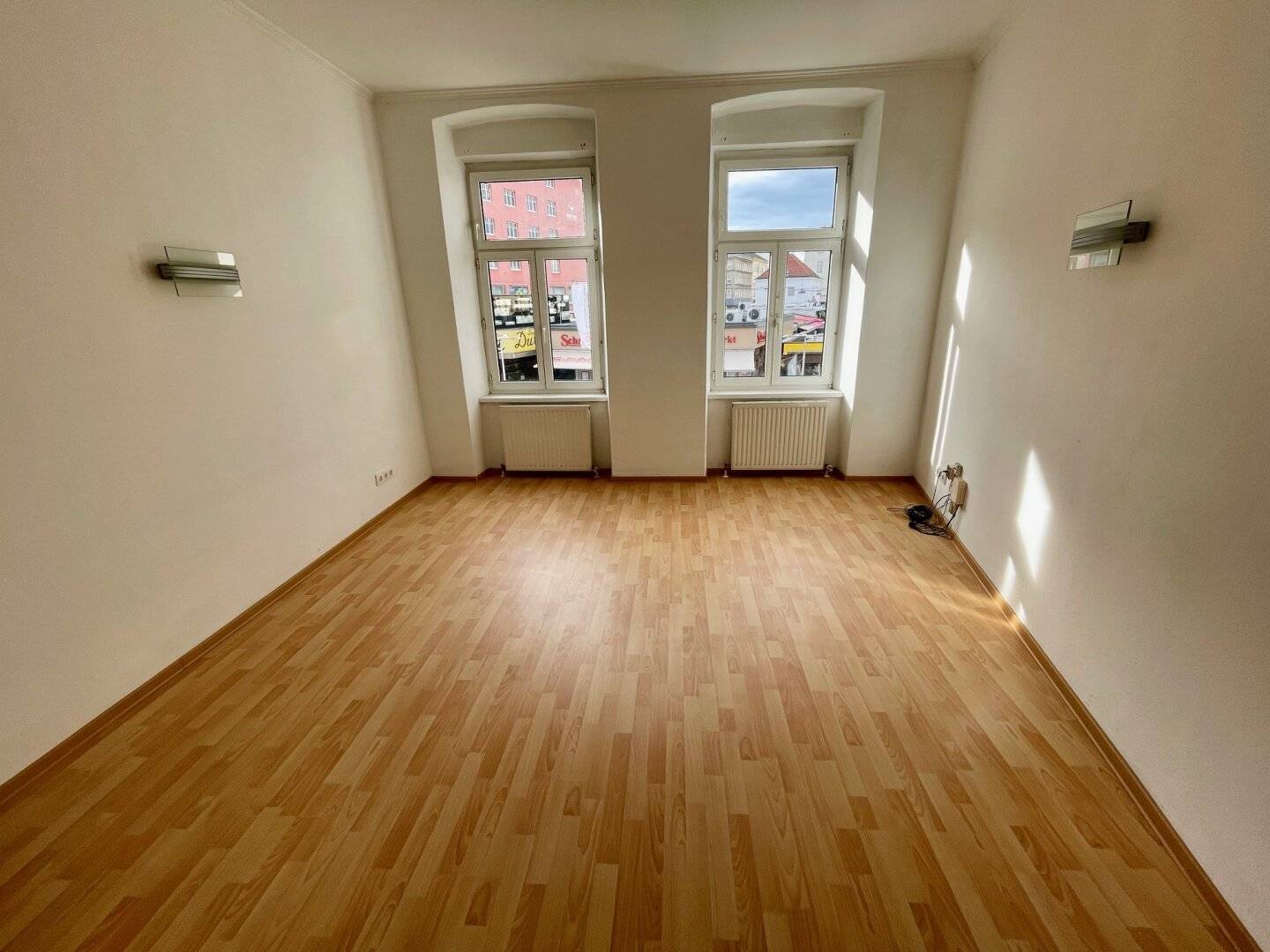 Attraktive Büroräumlichkeiten in bester Frequenzlage in der Favoritenstraße
