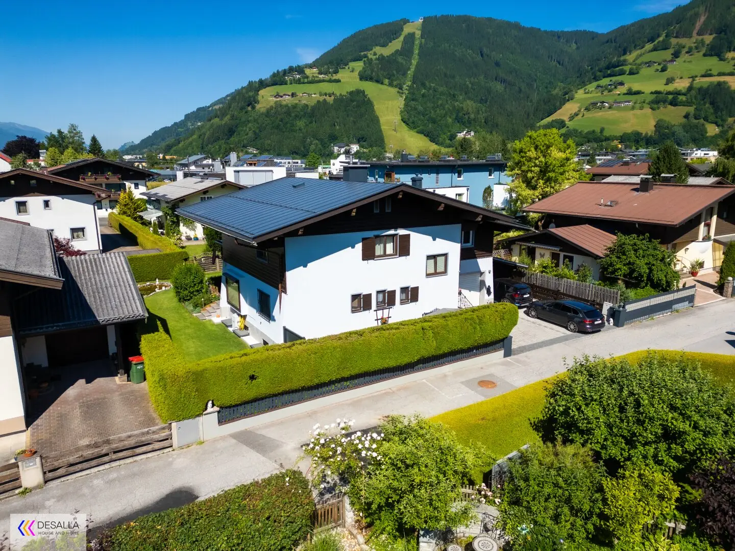 Moderne 3-Zi DG-Wohnung mit Südbalkon, 2 Stellplätzen & top Ausstattung in Zell am See!