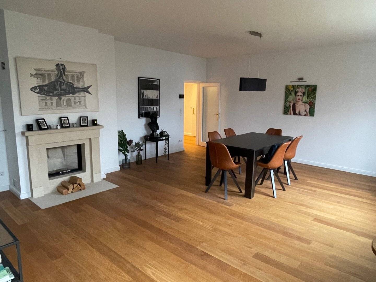 Generalsanierte, charmante 2,5-Zimmer-Wohnung in ruhiger Lage, Nähe Neustift/Walde mit Doppelgarage – Ihr neues Zuhause wartet!