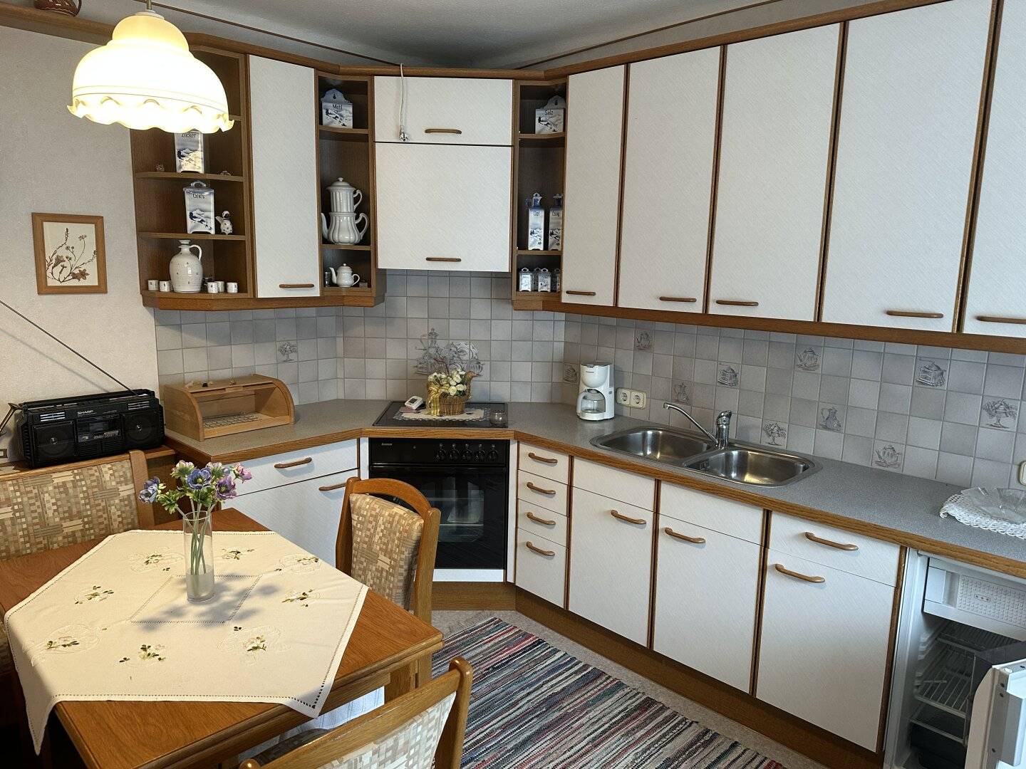 Bungalow mit Garage in zentraler Siedlungslage zu verkaufen