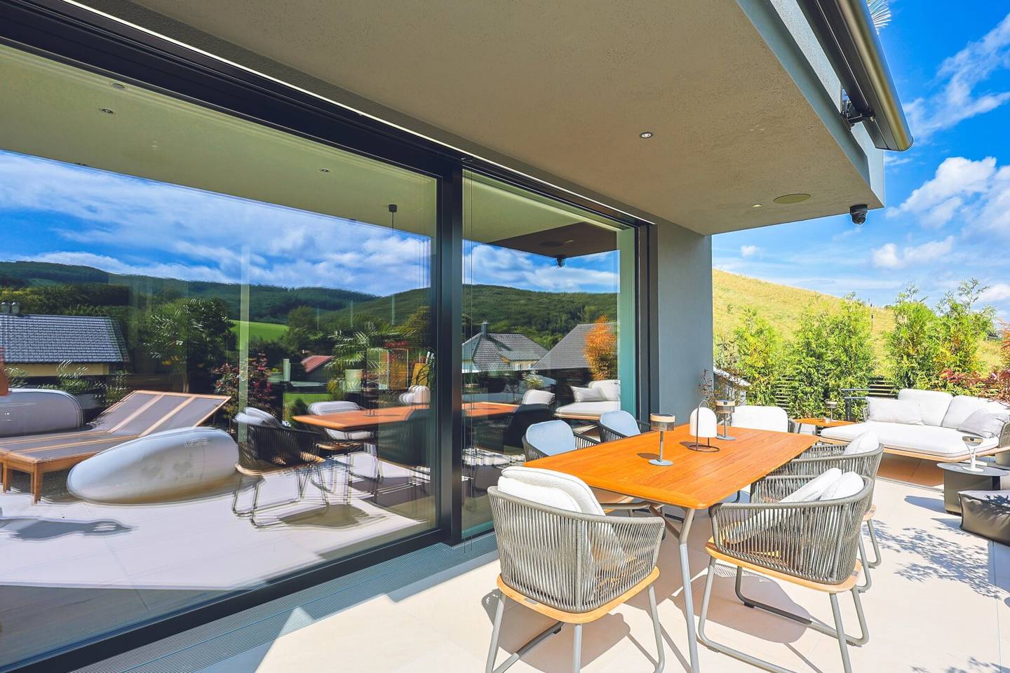 Design-Architektenhaus in Breitenfurt bei Wien – Exklusive Architektur, modernste High-End-Technik und luxuriöse Ausstattung auf höchstem Niveau