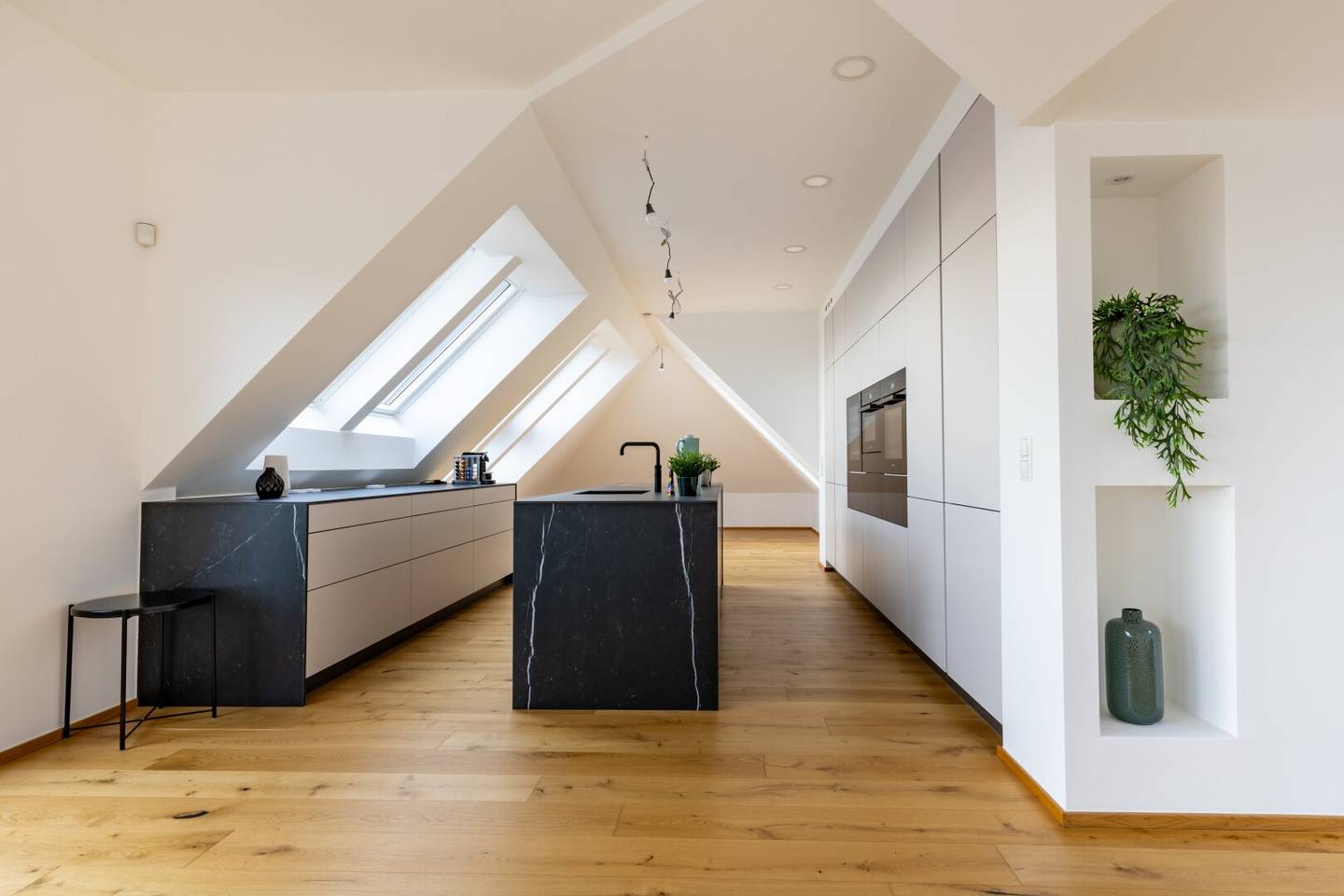 Erstbezug! Exklusive Maisonette in Top-Lage mit 2 Terrassen und Panoramablick - Erstbezug Nähe ORF!
