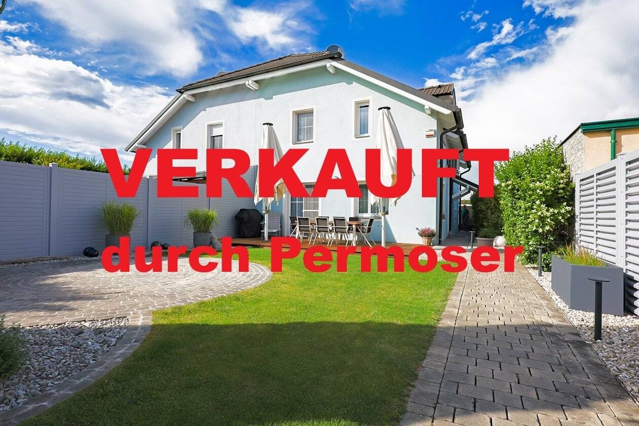 Äußerst gepflegte Doppelhaushälfte mit Doppelcarport, Klimaanlage und viel Stauraum
