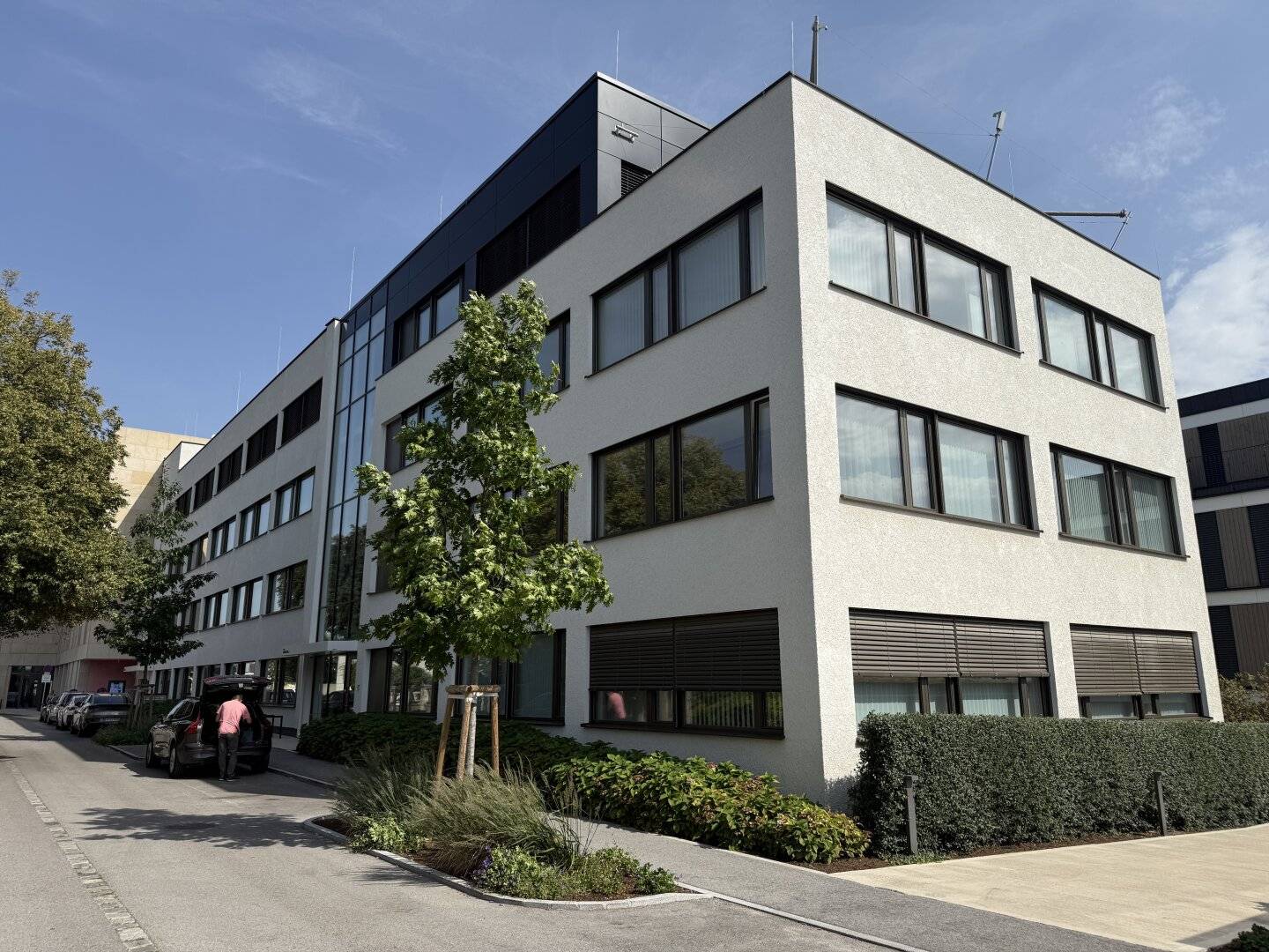 modernes Büro mit über 200 m² in zentrumsnaher Lage zu vermieten