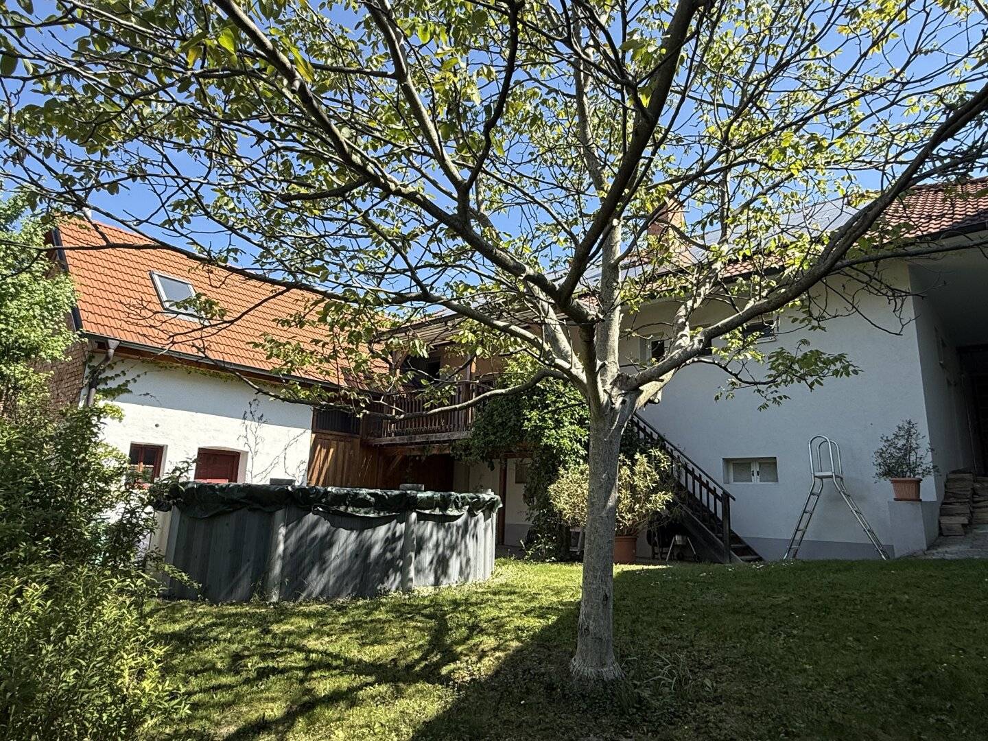 ROHRBACH bei Mattersburg  Renoviertes Wohnhaus mit Stadl & idyllischem Garten mit Pool – inklusive Photovoltaikanlage zu verkaufen