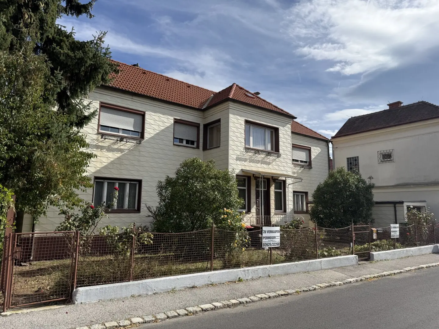 großzügige Villa mit Potenzial im Herzen von Bad Sauerbrunn