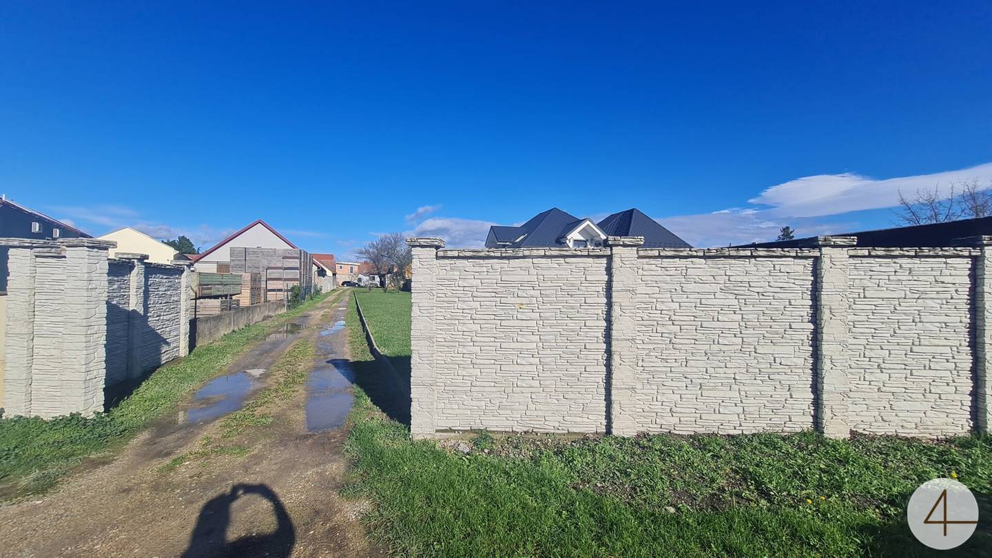 Baugrundstück in Engelhartstetten