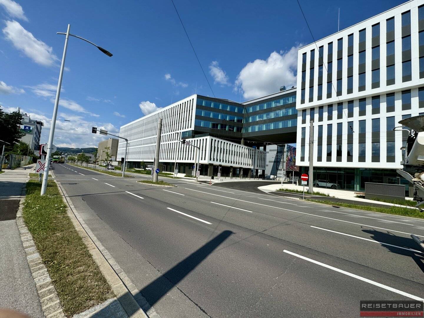 DAS HAFENPORTAL I BÜROFLÄCHEN