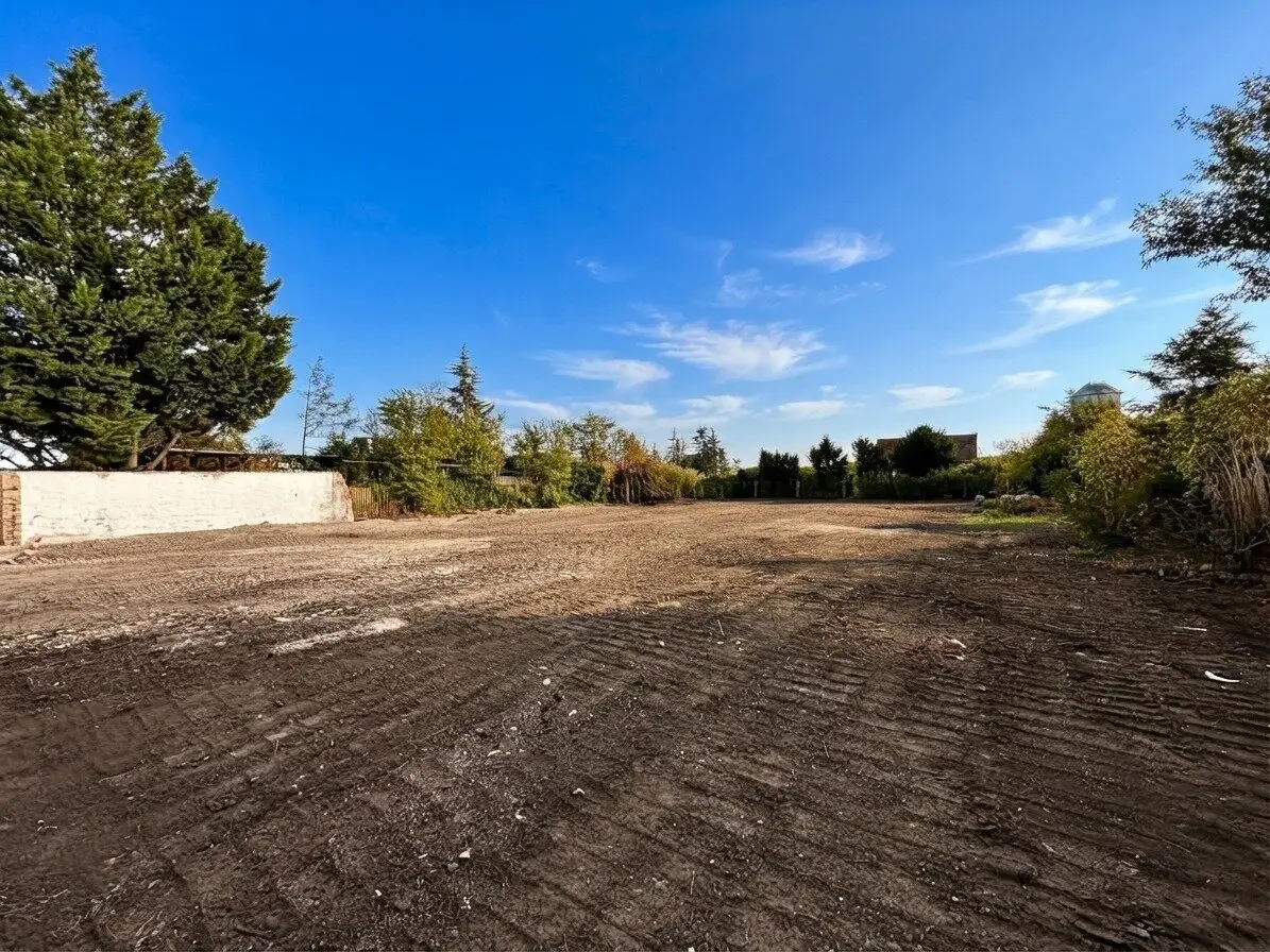Grundstück mit 1.183 m² in ruhiger Lage (Teilung des Grundstücks möglich)