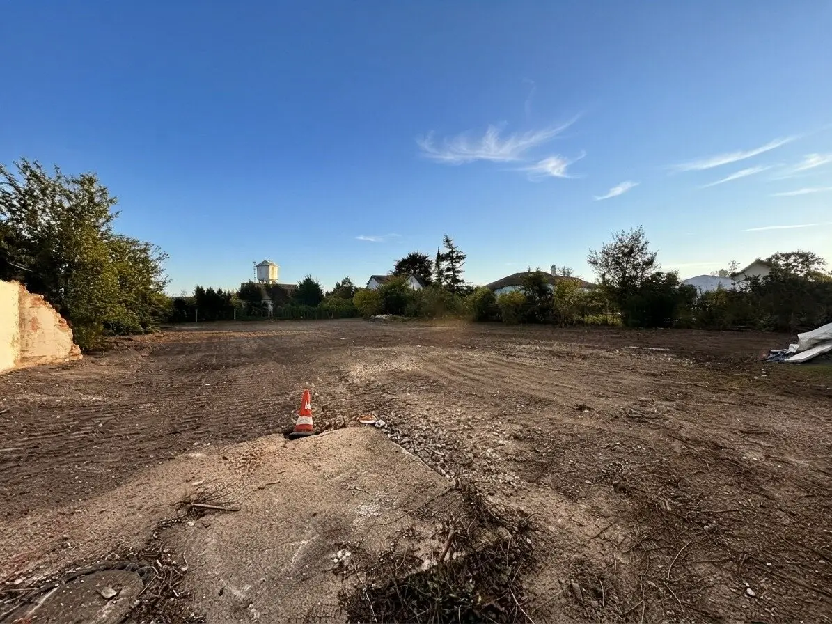 Grundstück mit 1.183 m² in ruhiger Lage (Teilung des Grundstücks möglich)