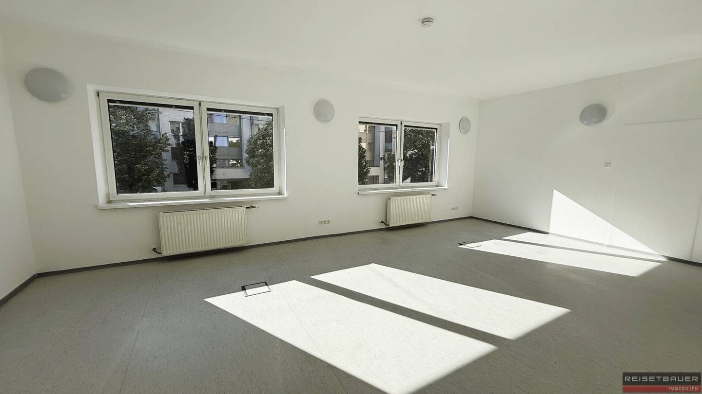 Bürohaus mit Innenhof und zentraler Lage in Linz