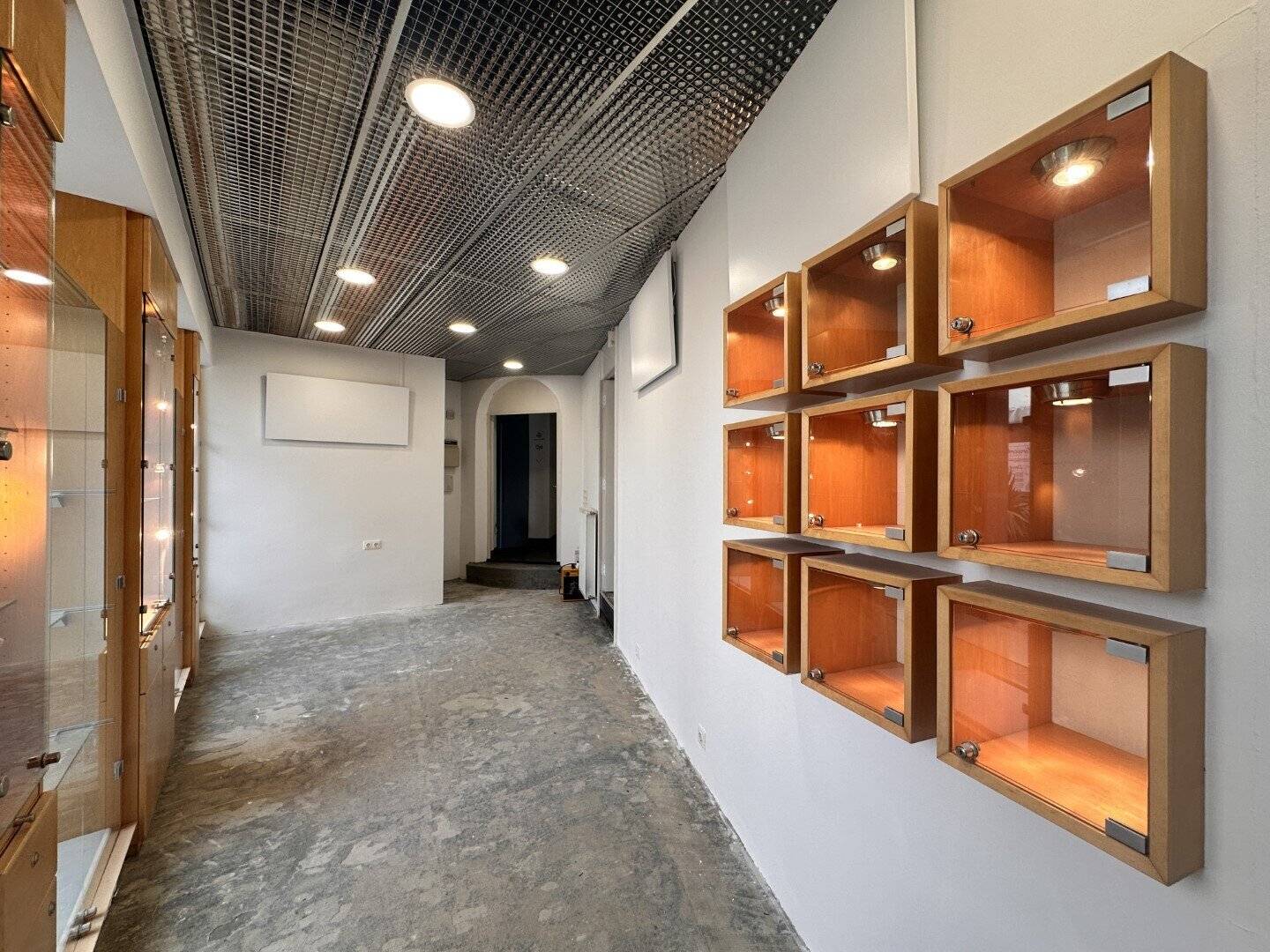 Helles Geschäftslokal im Herzen von Wiener Neustadt