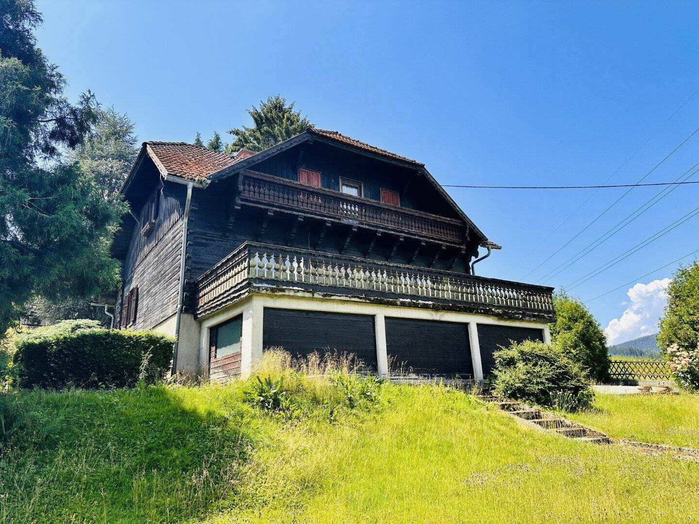 Landhaus mit großem Garten in ruhiger Lage