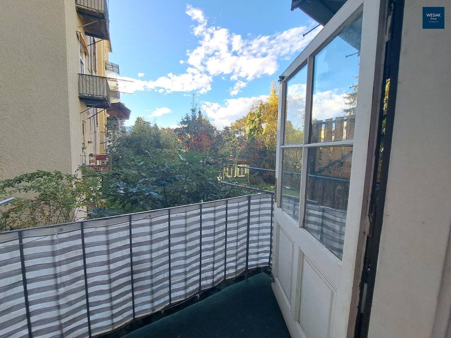 Steyrergasse 97/3 -  Altbauwohnung mit 2 Zimmer und Balkon - ideal für Pärchen