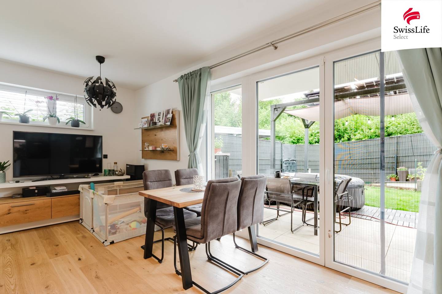 Modern & gemütlich -- 3-Zimmer-Wohnung mit Garten, Garage & Carport (BJ 2022)