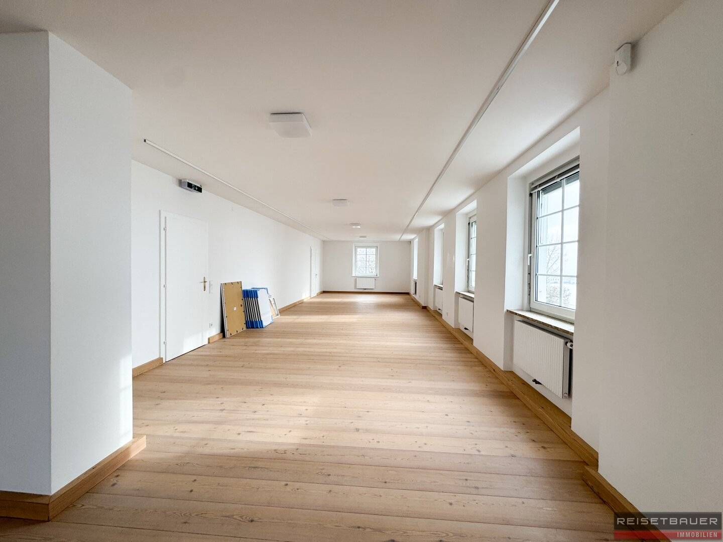 Modernes Büro im Ortszentrum von Kirchberg-Thening