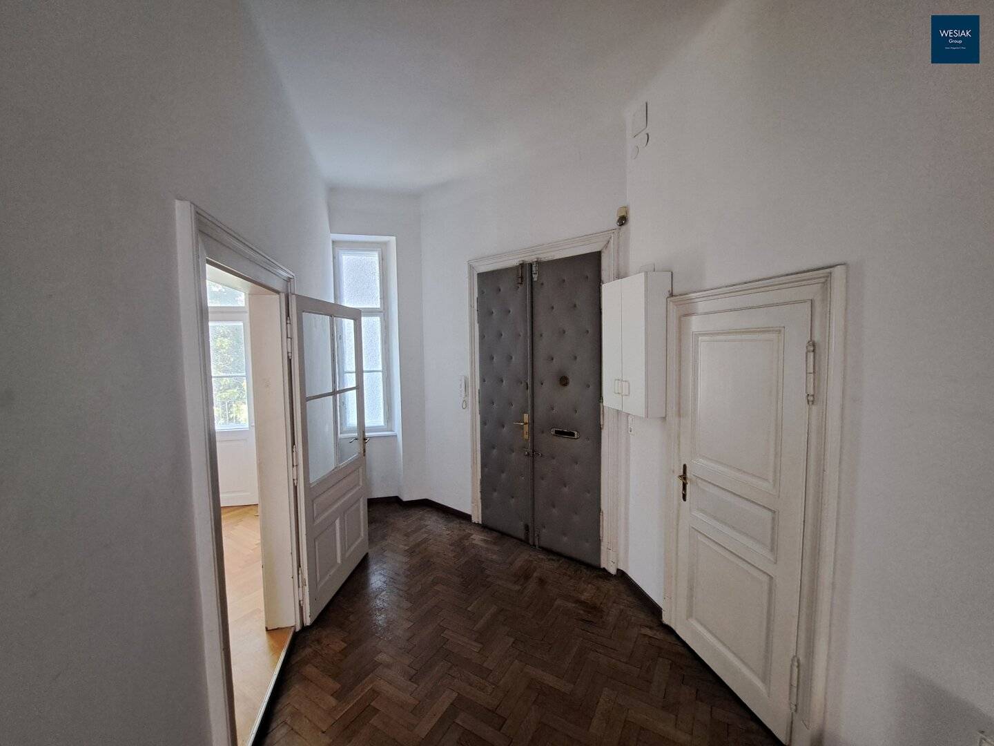 Kaiserfeldgasse 20 Top 15 - Charmante Altbauwohnung mit 4 Zimmer und Balkon