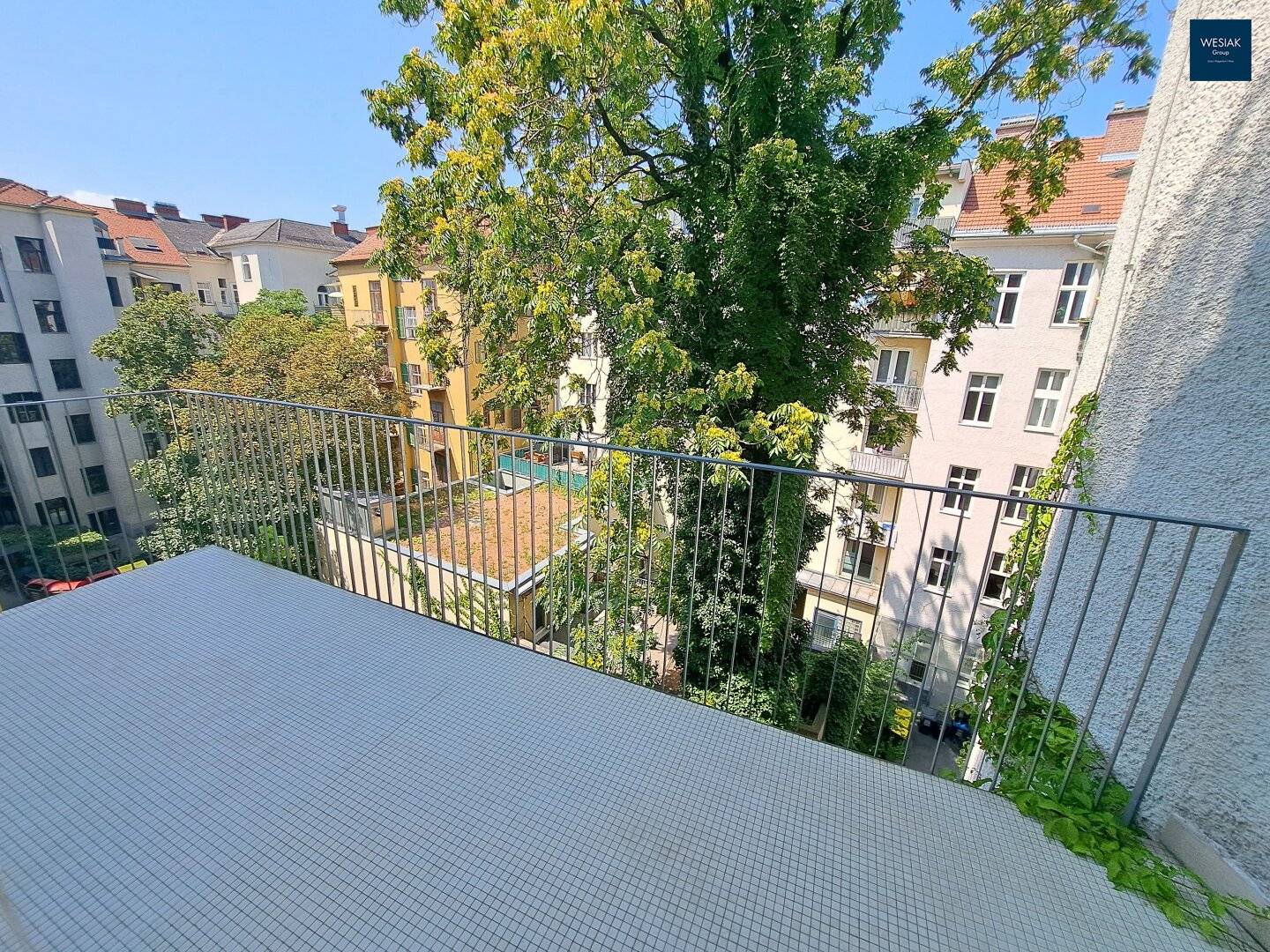 Kaiserfeldgasse 20 Top 15 - Charmante Altbauwohnung mit 4 Zimmer und Balkon