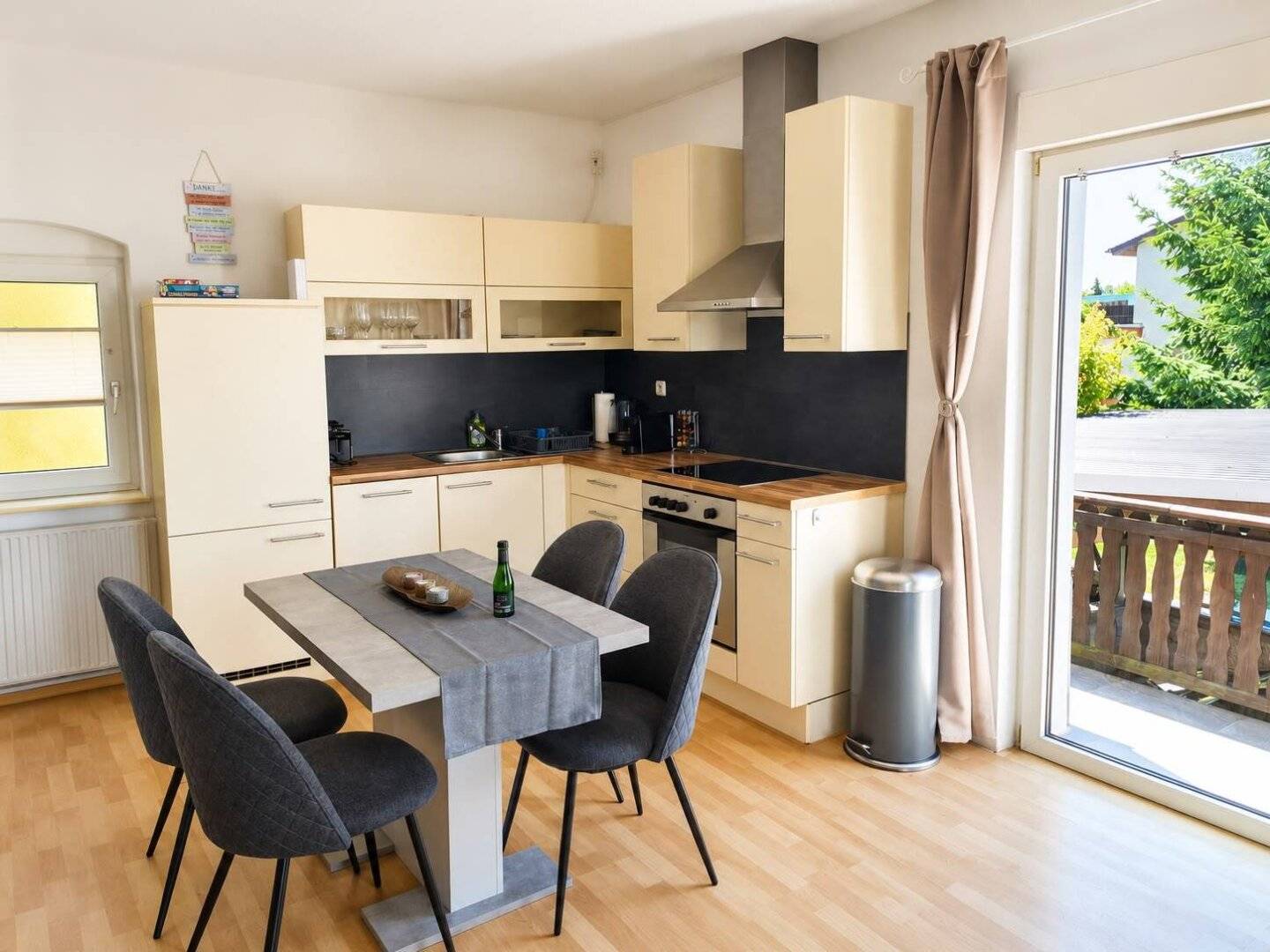 Attraktive Anlegerwohnung in Pregarten – Vermietete Eigentumswohnung mit langfristigem Entwicklungspotenzial!