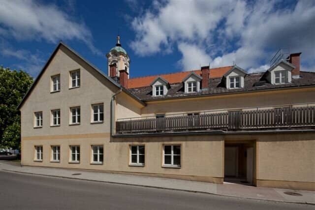 Attraktives Zinshaus mit 880m² in Mautern, Steiermark – ideale Renditechance!