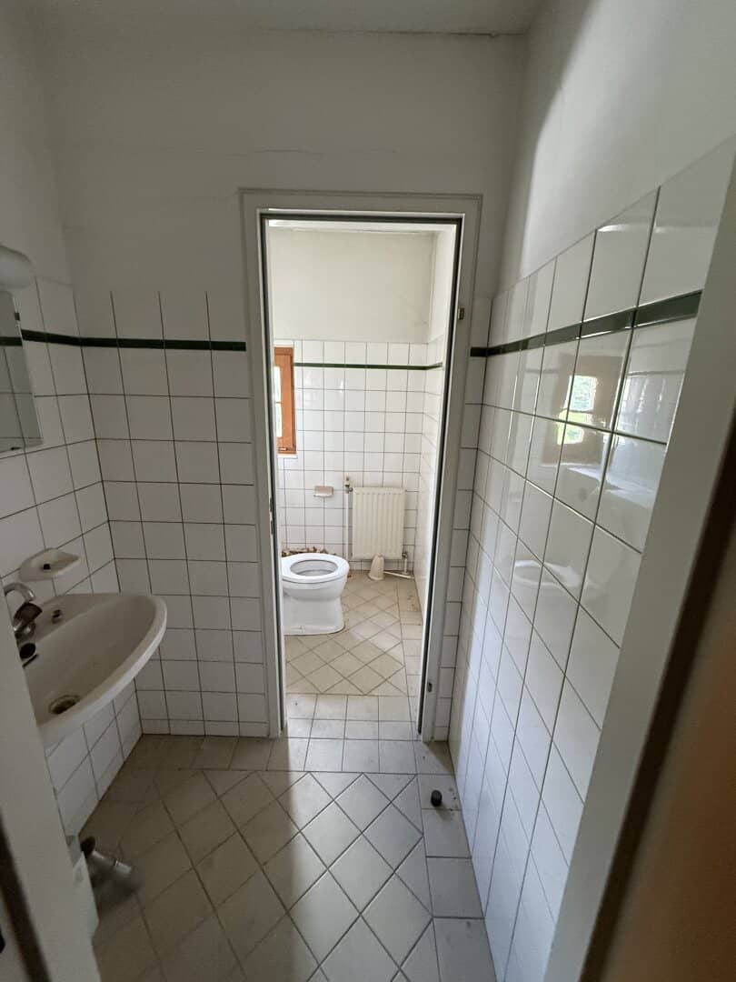 Geschäftslokal mit 243m² in Grünburg – Top Lage!