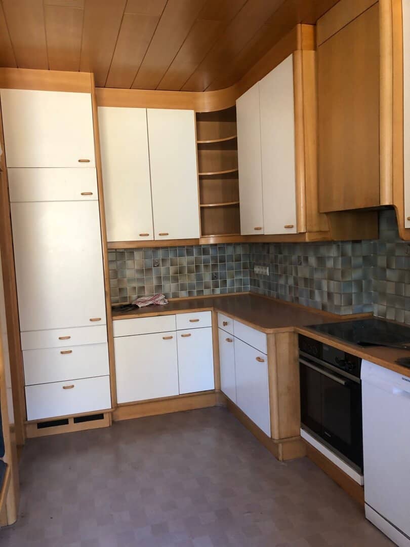 Sanierungsbedürftige Wohnung mit 175 m² und Potenzial