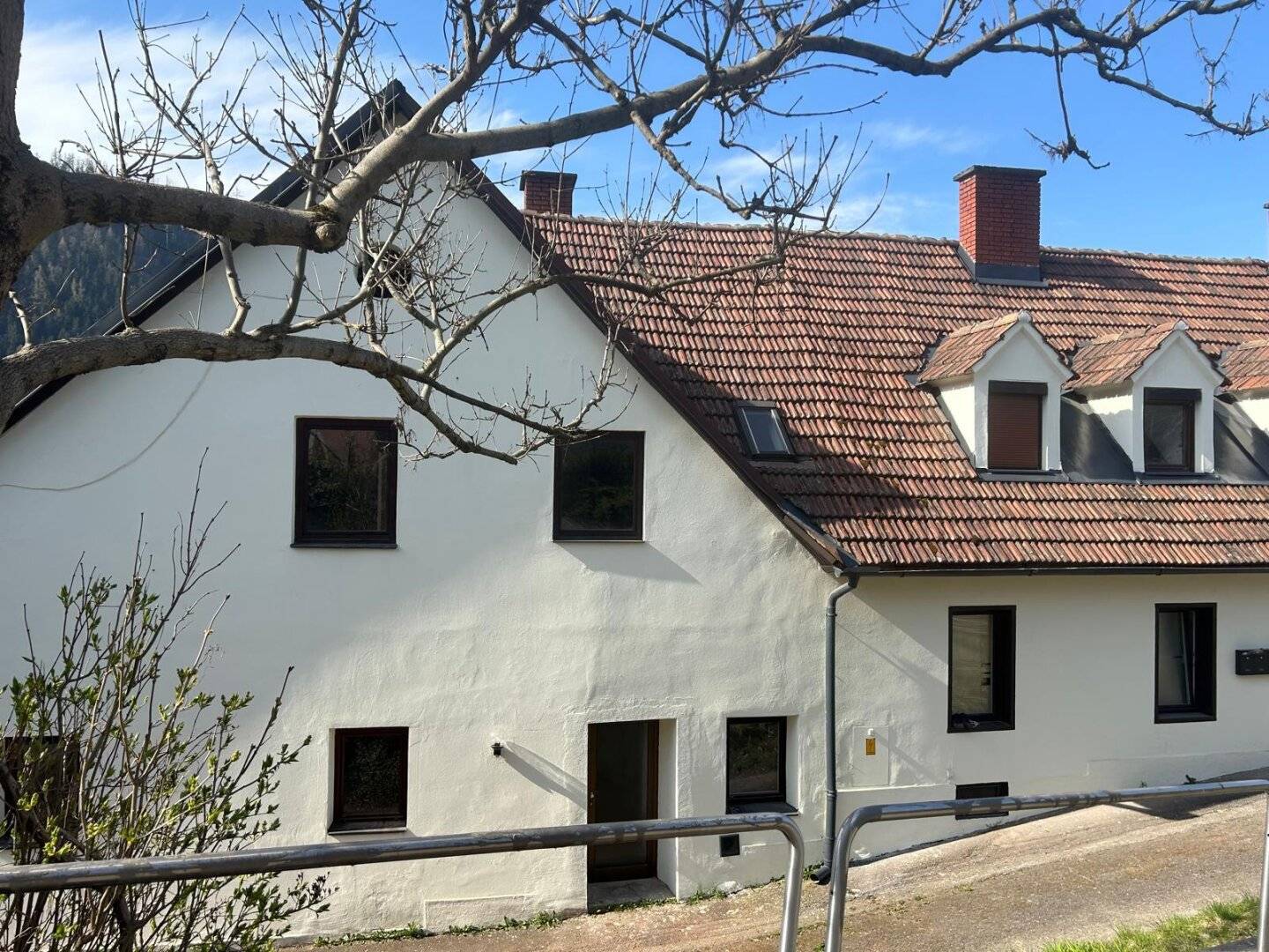 Solides Investment mit Entwicklungspotenzial - 513m² in Sankt Michael, Obersteiermark