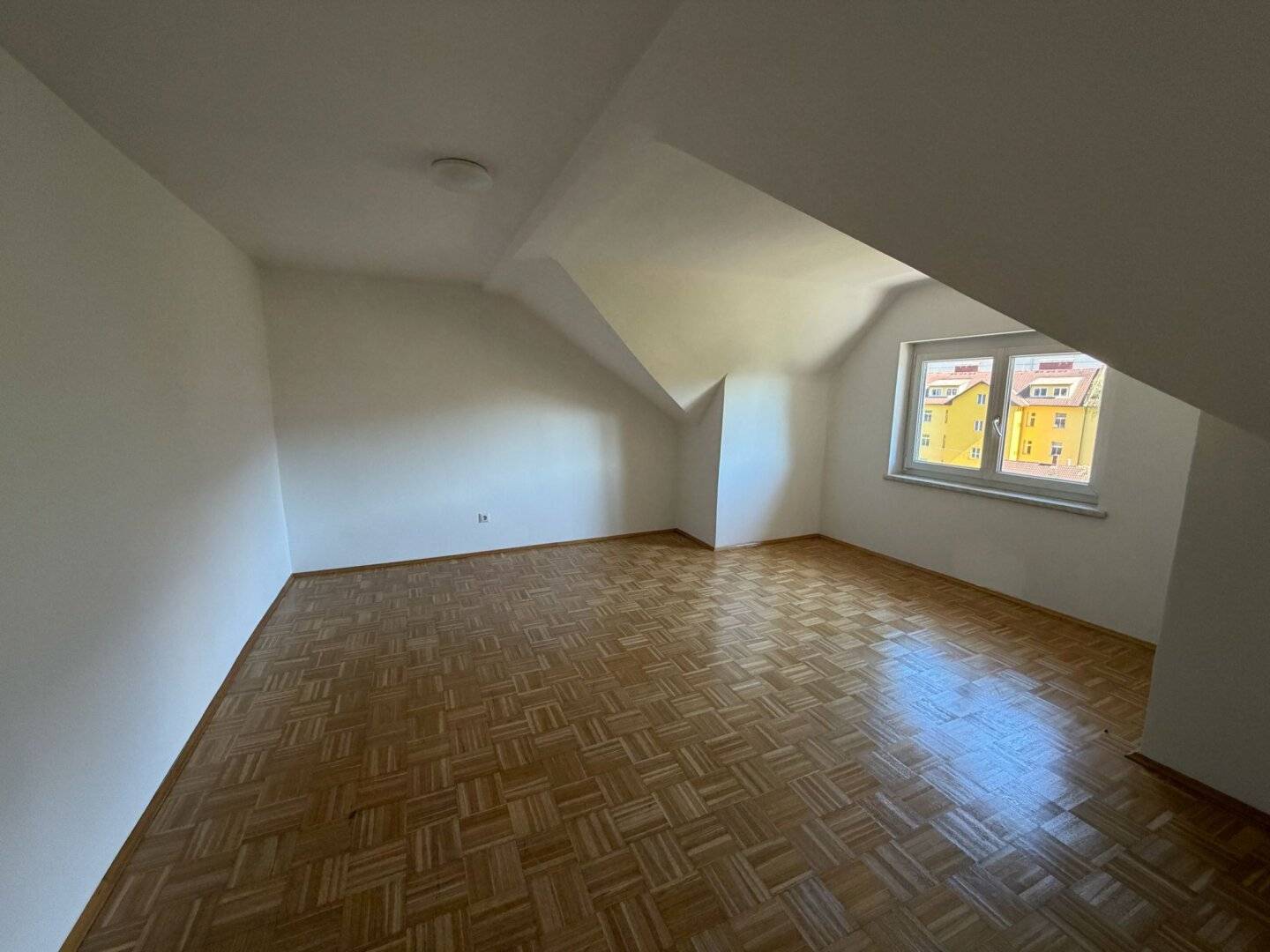 Gemütliche 70,3 m² Wohnung in Leoben: Ihr neues Zuhause!