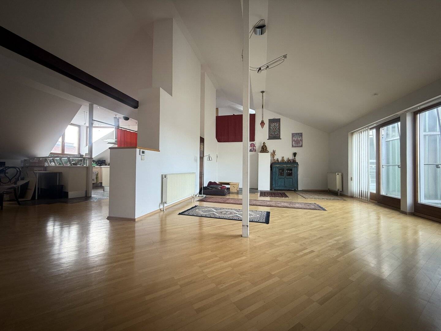 Rarität: Dachtertassentraum in 1140 mit 360 Grad Blick und Wintergarten am Dachgarten!