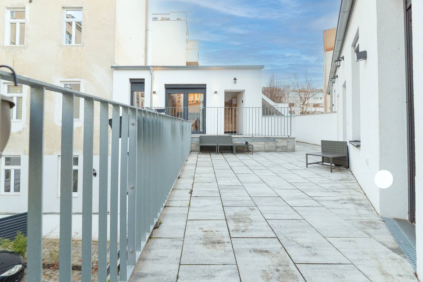 Wohnungspaket mit Werkstatt, Geschäftslokal & baubewilligtem Rohdachboden