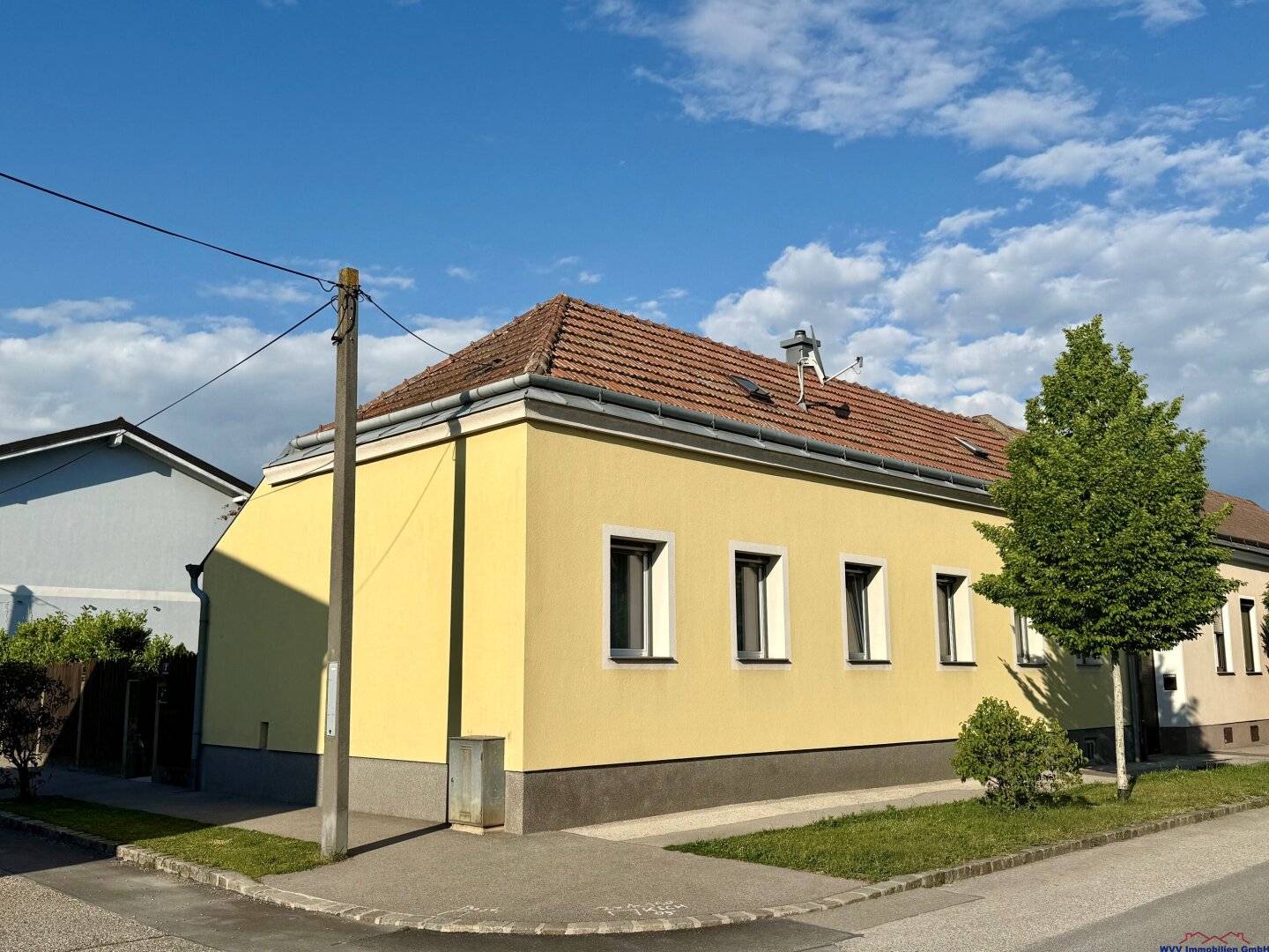 Top Einfamilienhaus mit Traumgarten und Terrasse in Deutsch-Wagram, Kaufpreis: EUR 385.000,--