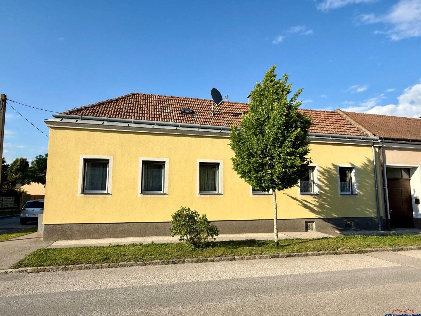 Top Einfamilienhaus mit Traumgarten und Terrasse in Deutsch-Wagram, Kaufpreis: EUR 385.000,--