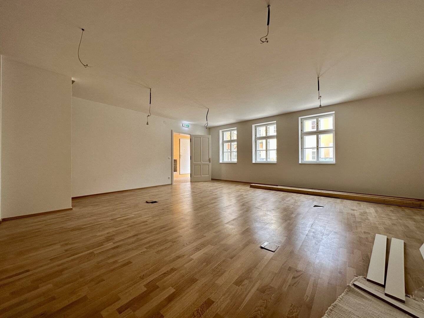 NEUBAU Büro auf 123m² beim Grünen Markt in 2500 Baden