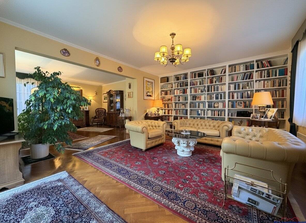 Ruhelage am Heuberg! Elegantes Stadthaus mit Aussicht und Homeoffice-/Praxispotenzial