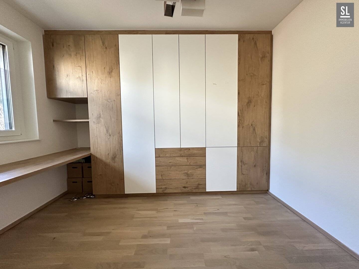 19m² Süd-West Balkon, Lift und 2 TG-Plätze! Schöne, ruhige, exklusiv ausgestattete 4 Zi-Wohnung