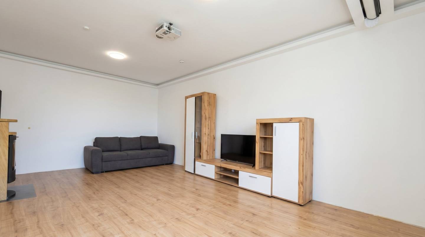 Außergewöhnliches Preis-Leistungs-Verhältnis | Kernsanierte 4-Zi-Wohnung | Sofort beziehbar