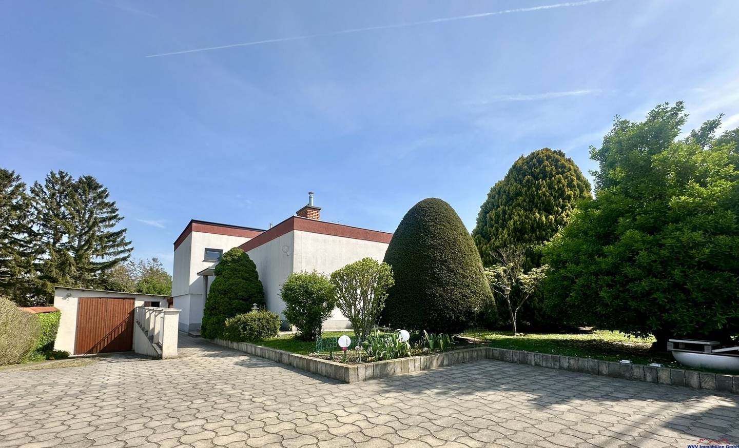 Seltene Gelegenheit: Familienhaus mit Profiwerkstatt & großem Grundstück