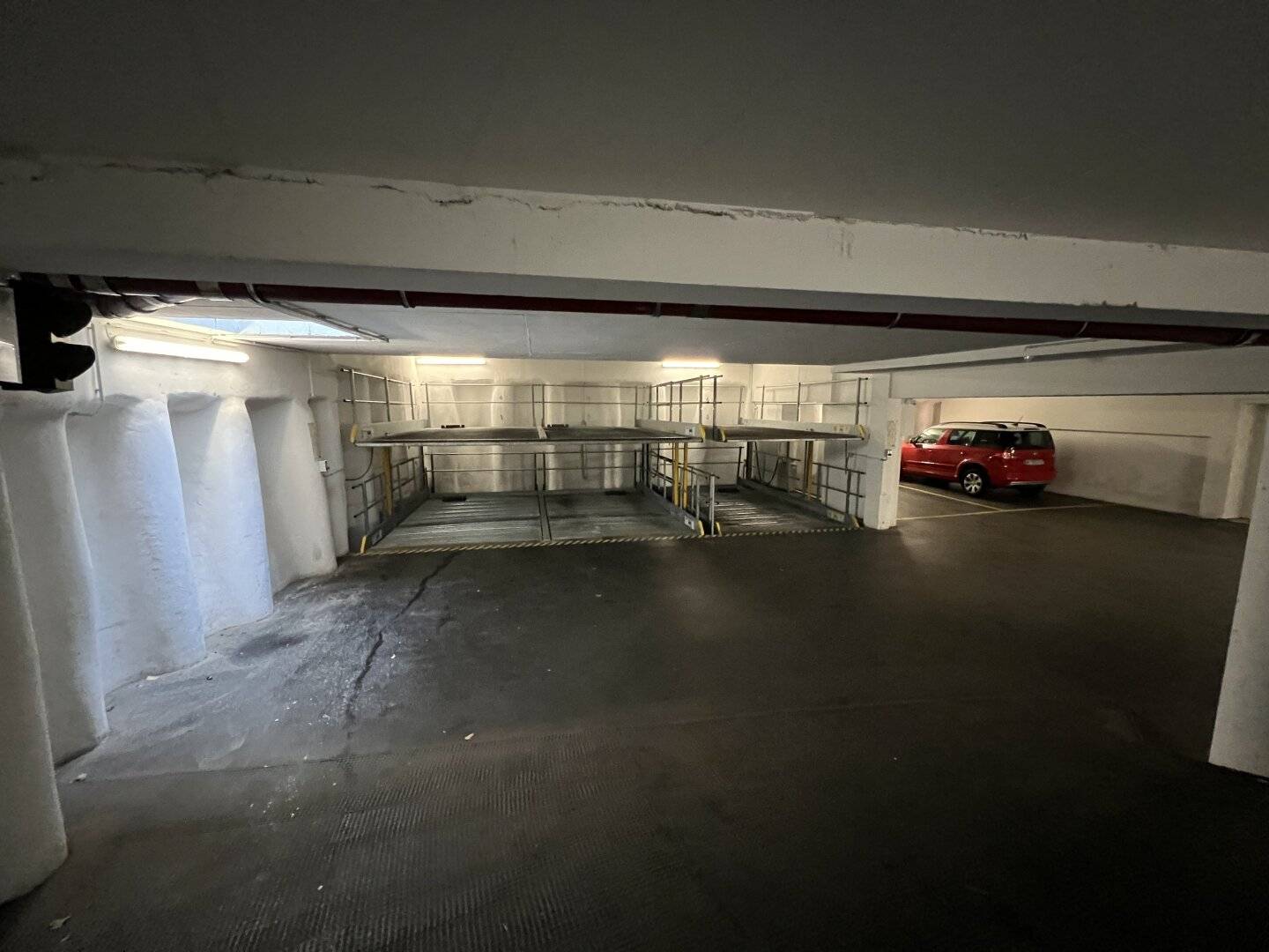 NUR NOCH 1 Stapelparkplatz zu vermieten in 1180 Wien, Witthauergasse!