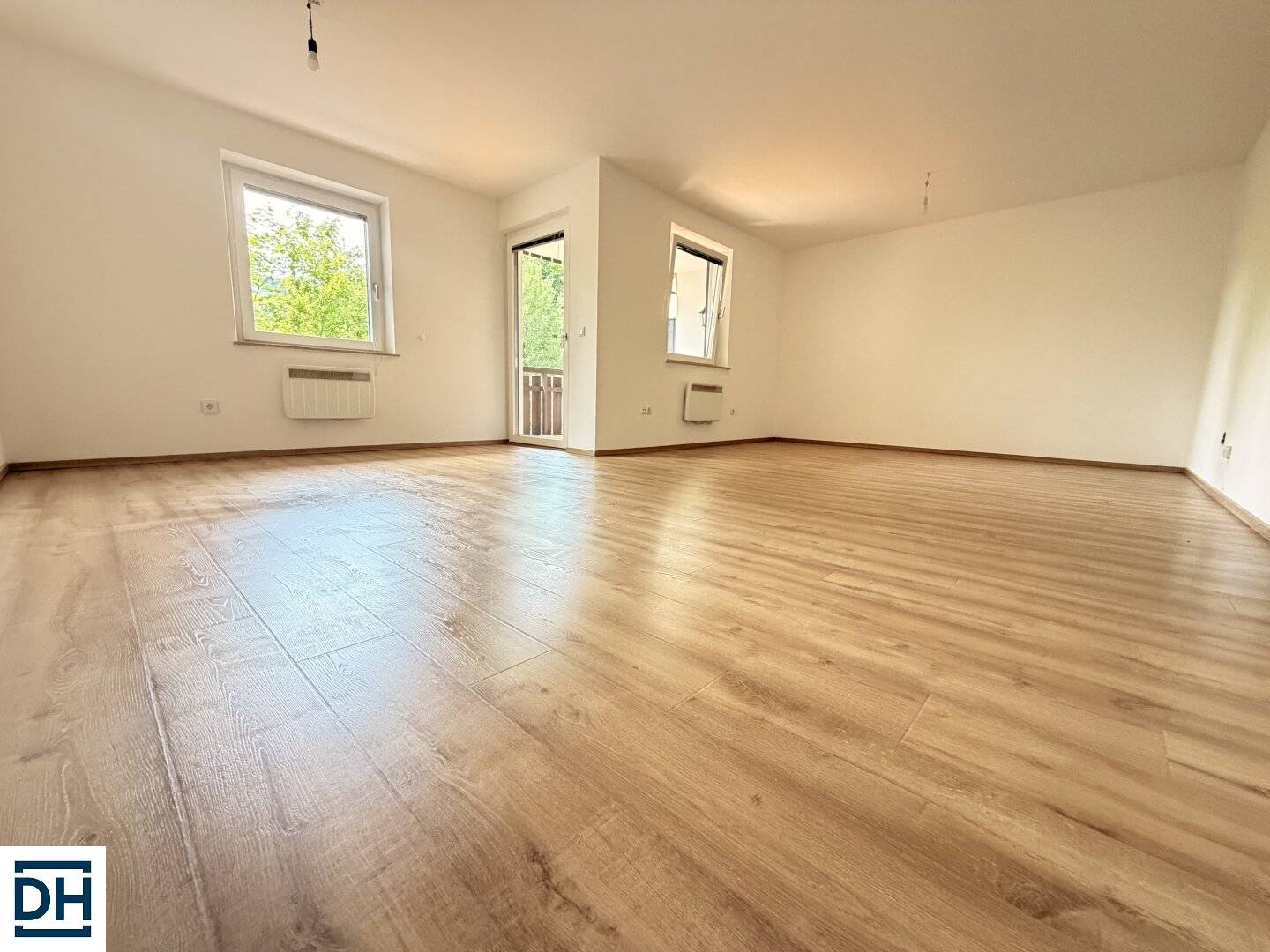 Blick auf die Königsseeache mit Südloggia in Anif-Niederalm - 360 Grad Besichtigung möglich